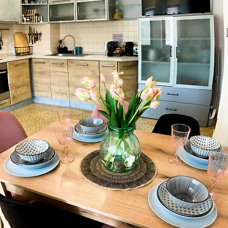 Two Bedroom Apartment -Welcome To Burgas- Top Location, Central Station, Main Walking Street, Sea Garden, Near The Beach Exterior foto