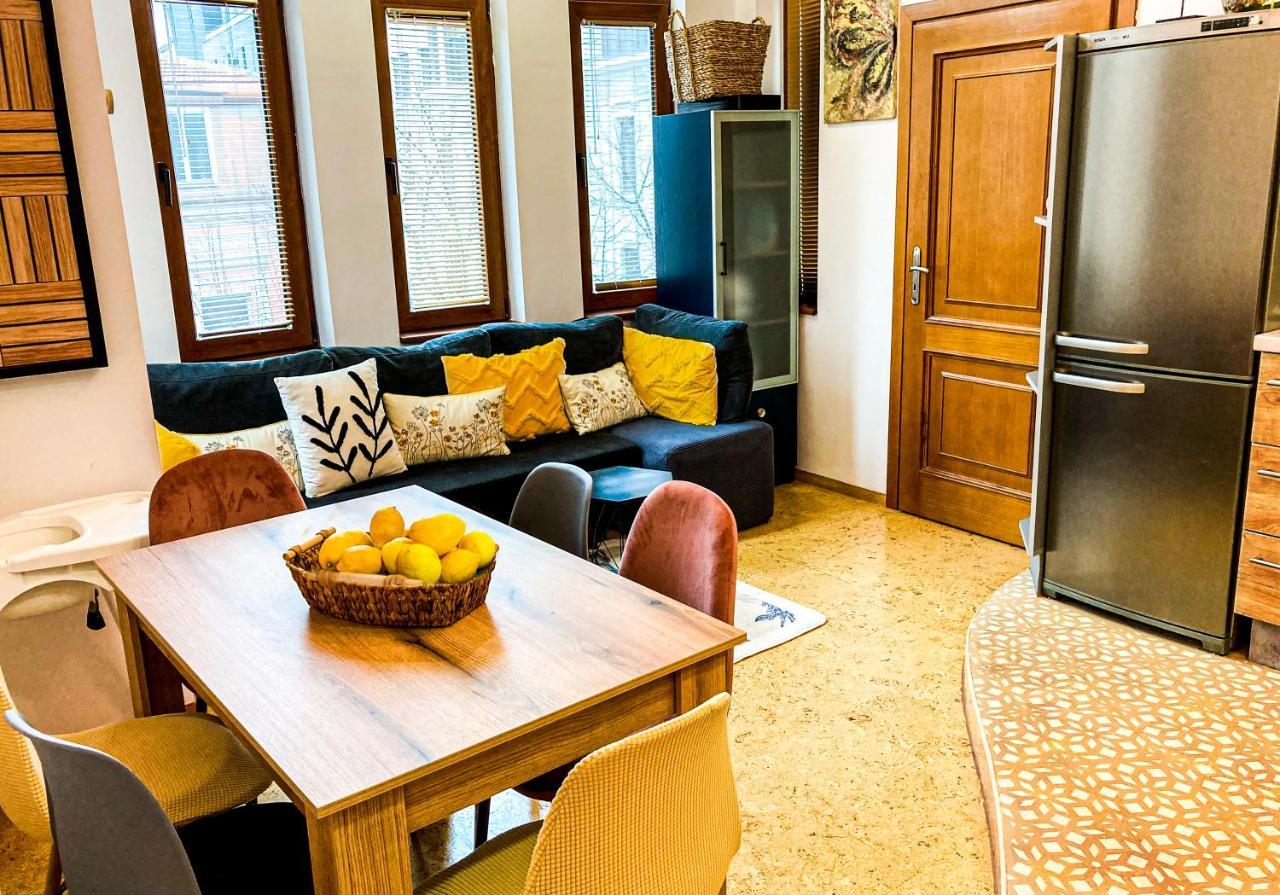 Two Bedroom -welcome To Burgas- Location, Station, Main Walking Street, Sea Garden, Near The * Burgas