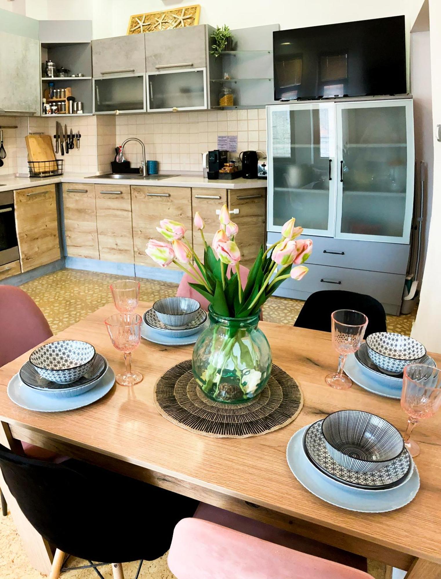 Two Bedroom -welcome To Burgas- Location, Station, Main Walking Street, Sea Garden, Near The Burgas