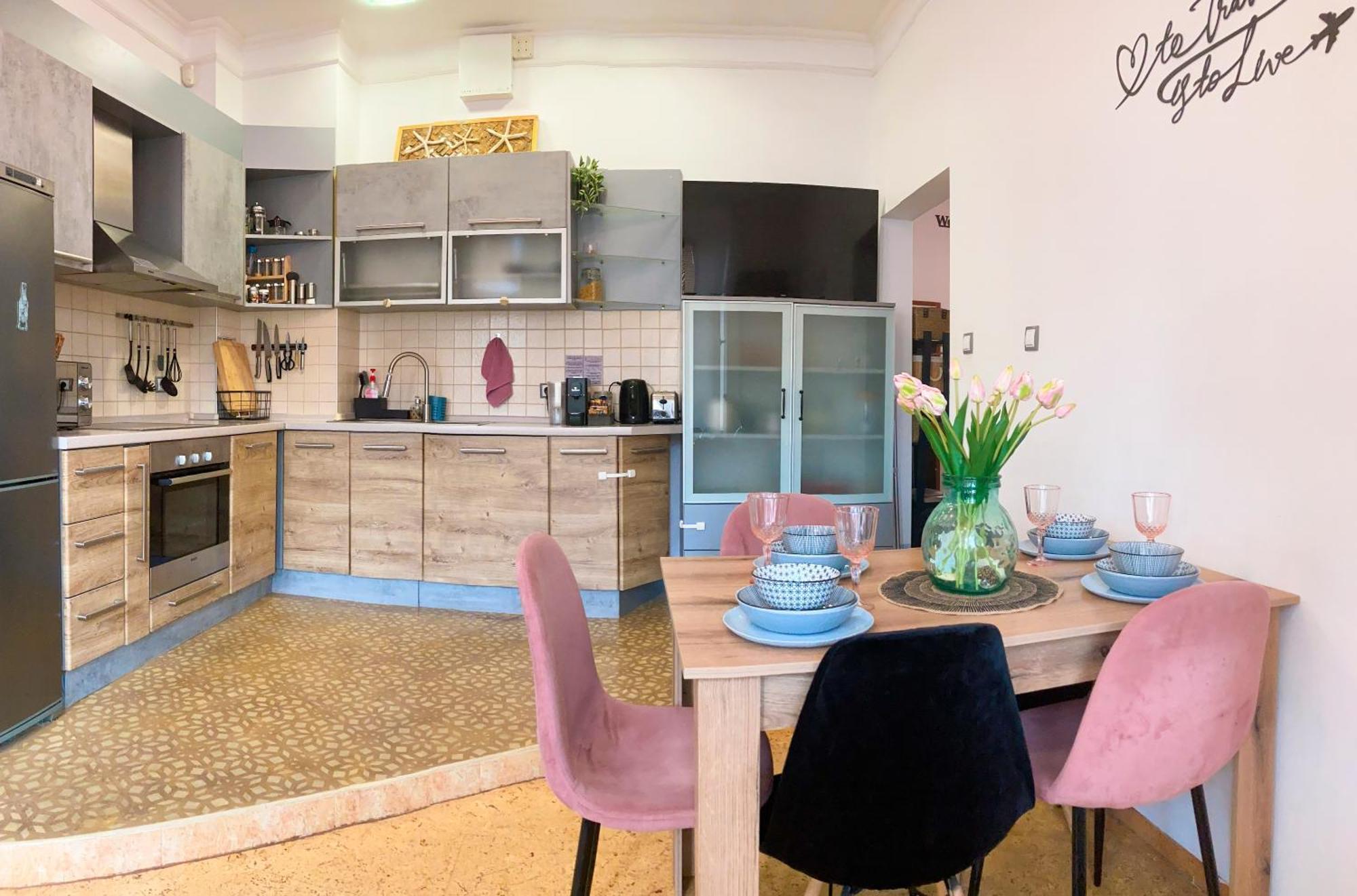 Two Bedroom -welcome To Burgas- Location, Station, Main Walking Street, Sea Garden, Near The